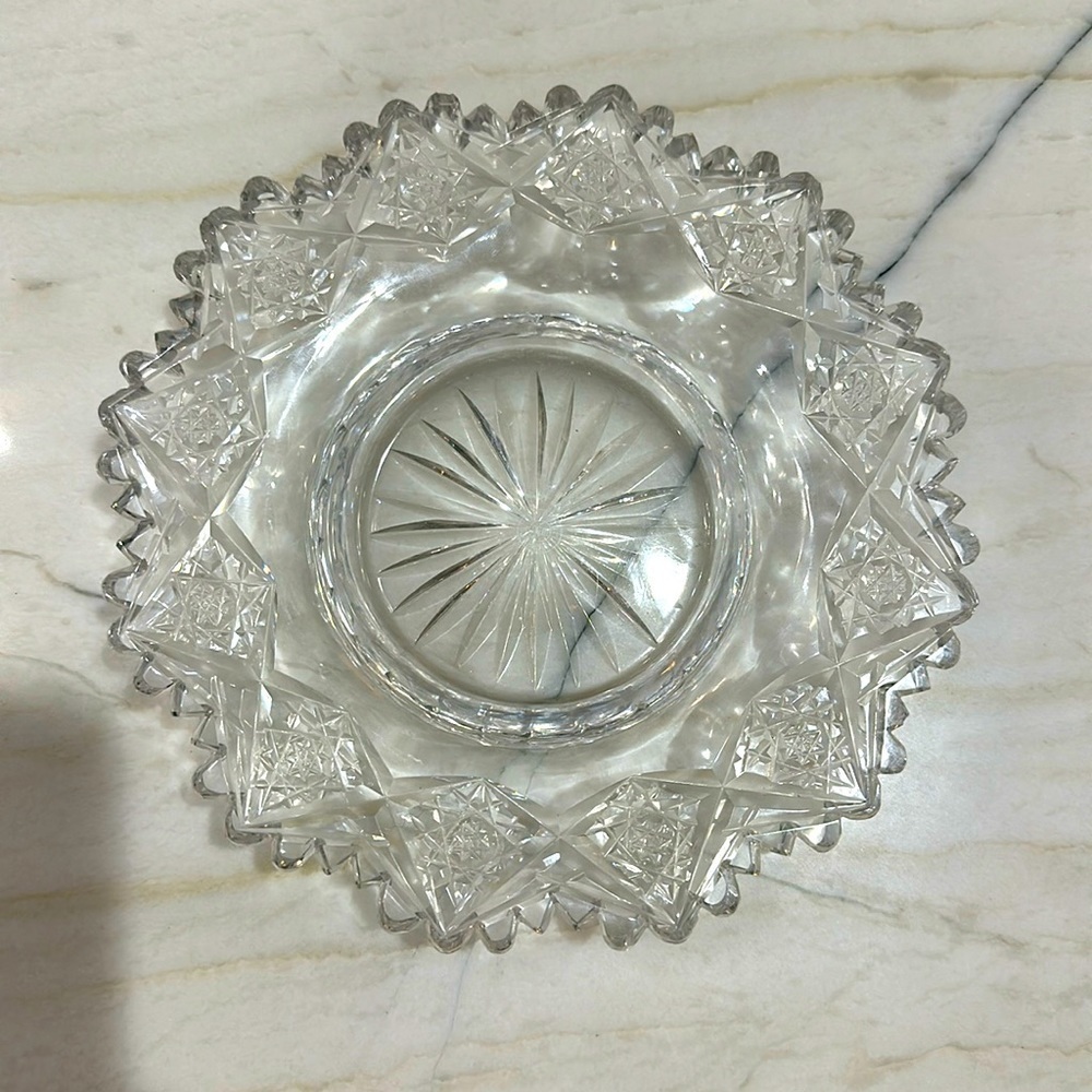 Antique American Brilliant Cut Glass Crystal shallow dish/bowl